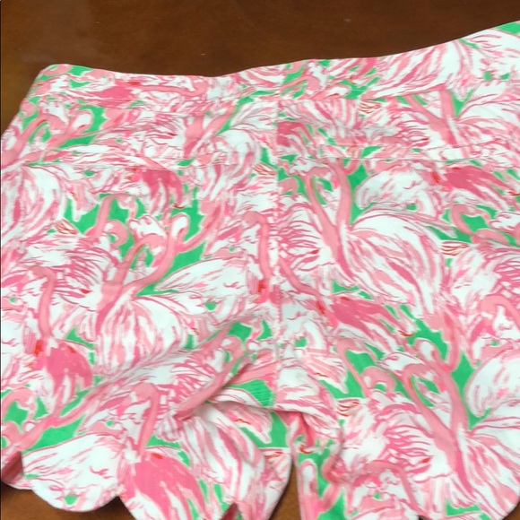 Lilly Pulitzer pink flamingos shorts - Picture 6 of 8